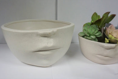 Modern Art Half Face Ceramic Shallow pot