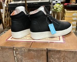 Black Bootie Wedge Soft Side Sneaker Avanti Willow