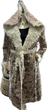 Load image into Gallery viewer, Faux Suede and Sherpa Dusty Floral Groovy Long tie-waist Coat Duster Reversible