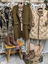 Load image into Gallery viewer, Long Quilted Look Button Down Jacket Brown