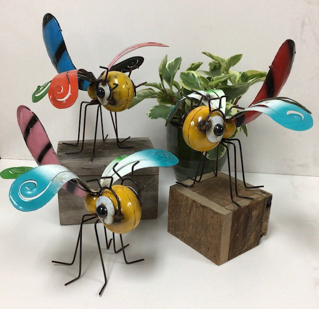 Metal Bee Decorations, Patio Art Garden Decoration, Cute Bee Lawn